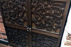 1541
